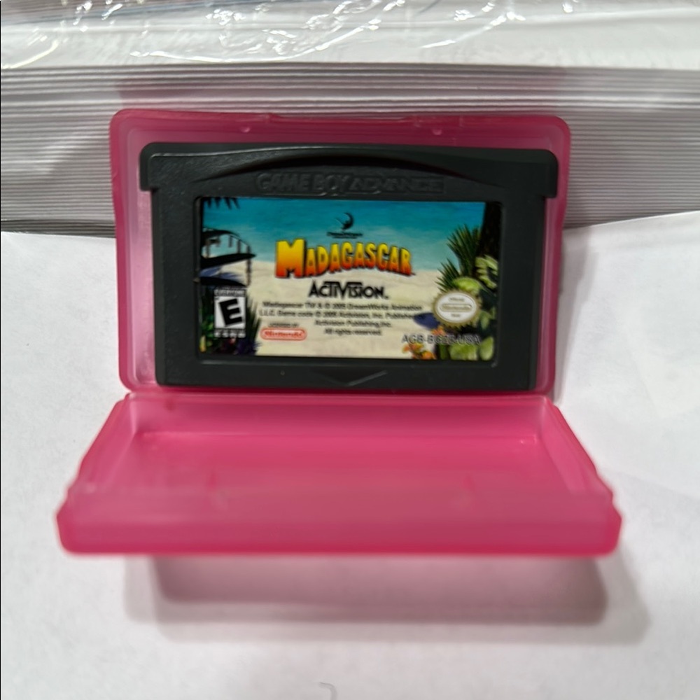 3/$15 Madagascar Game Boy Advance Cartridge with Pink Case